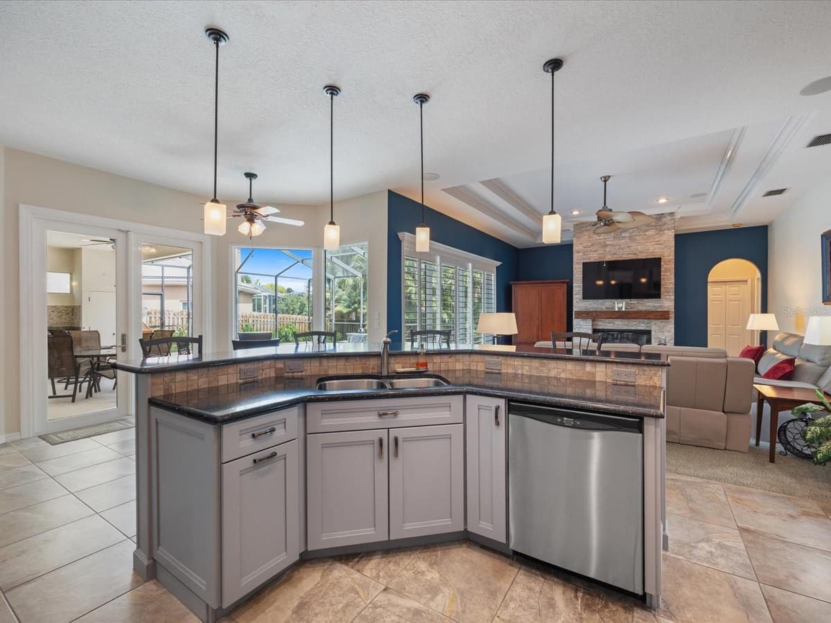 4987 CROSS POINTE DRIVE — photo 30 of 63
