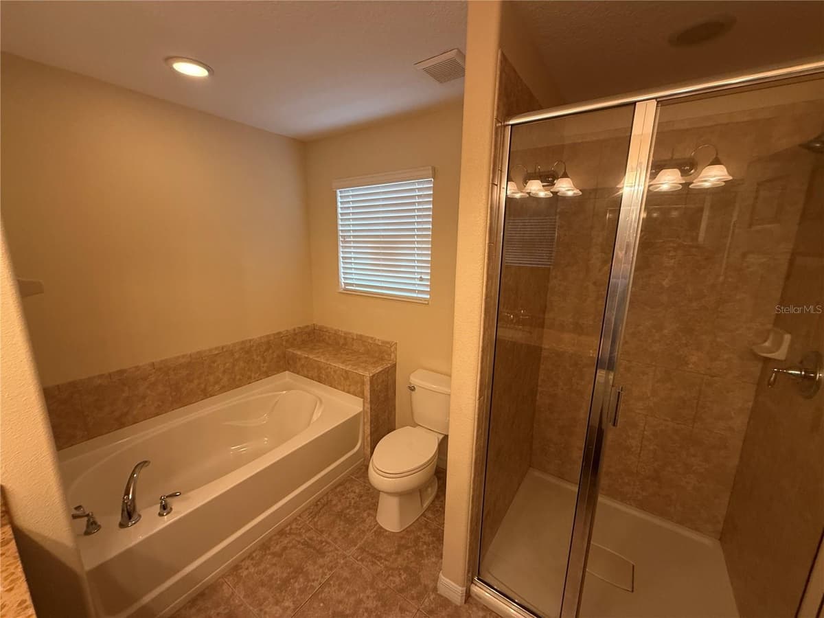 9460 STRONGBARK LANE — photo 9 of 16