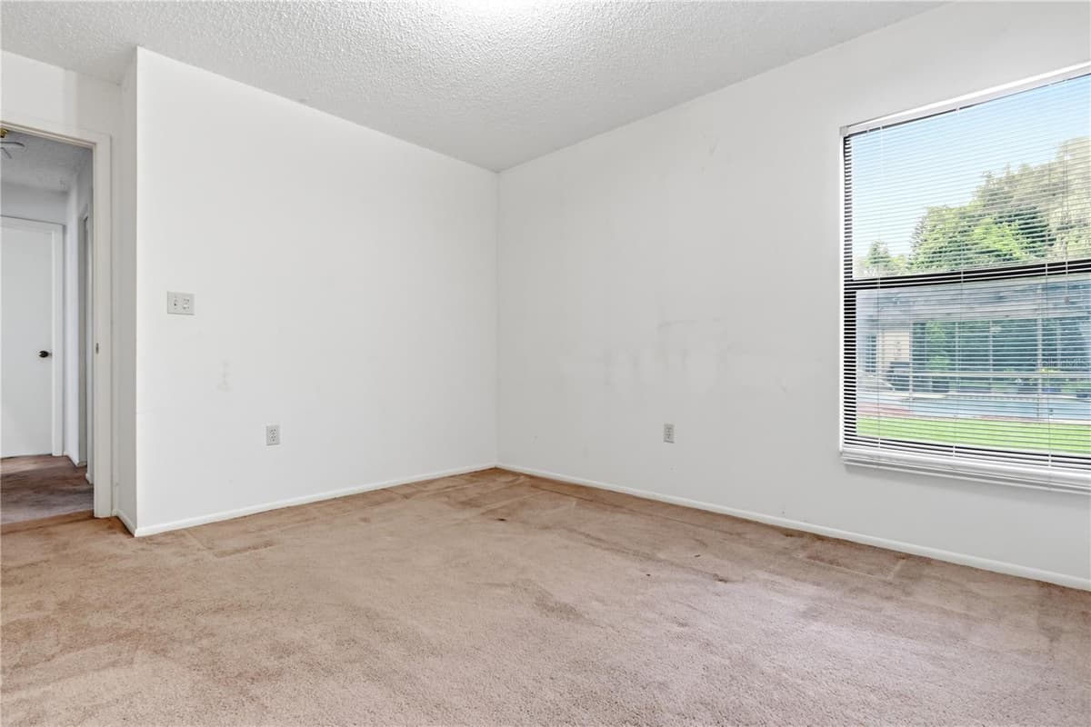 9028 PAR COURT — photo 21 of 32