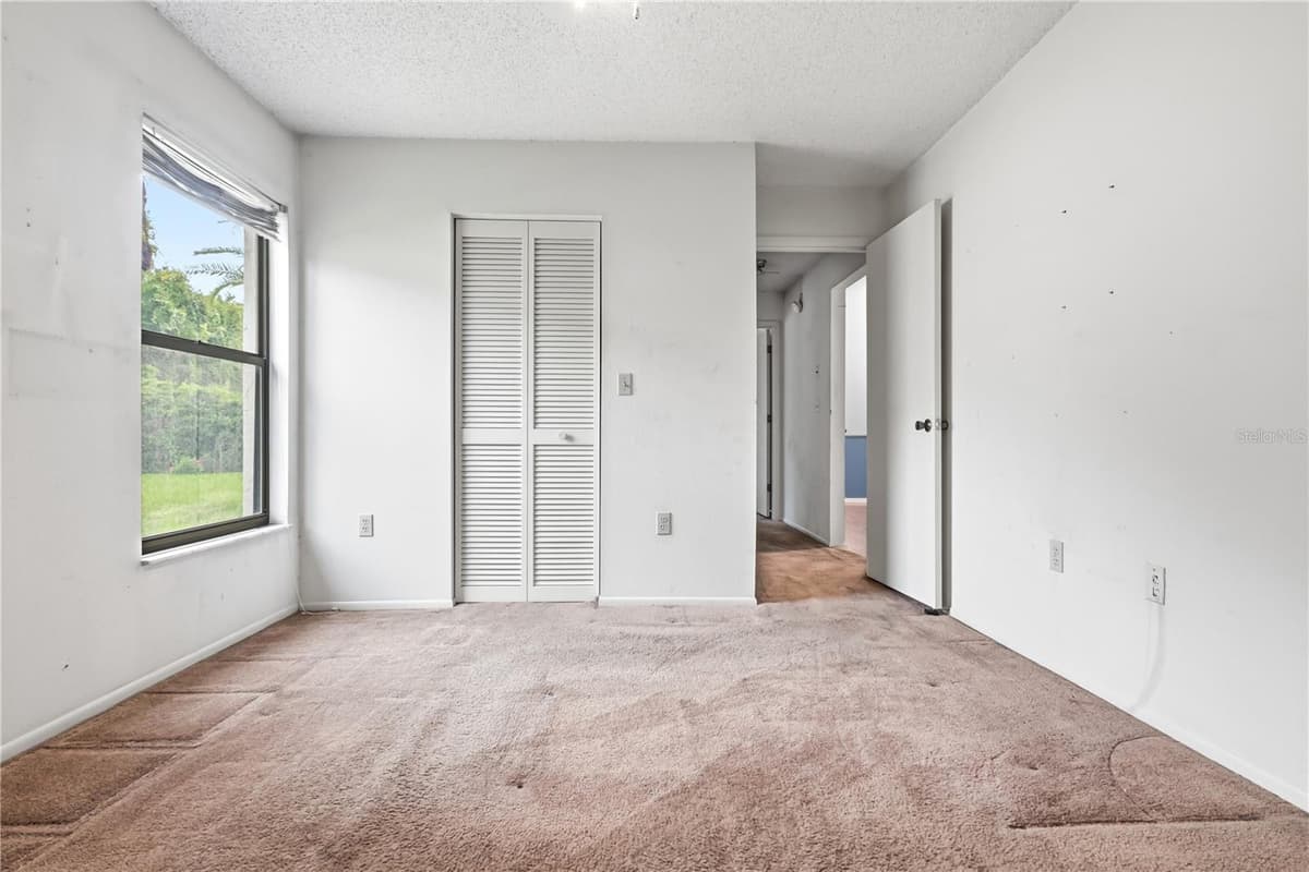 9028 PAR COURT — photo 24 of 32