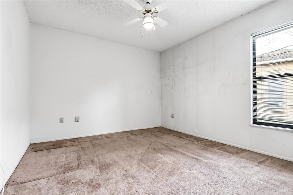 9028 PAR COURT — photo 23 of 32