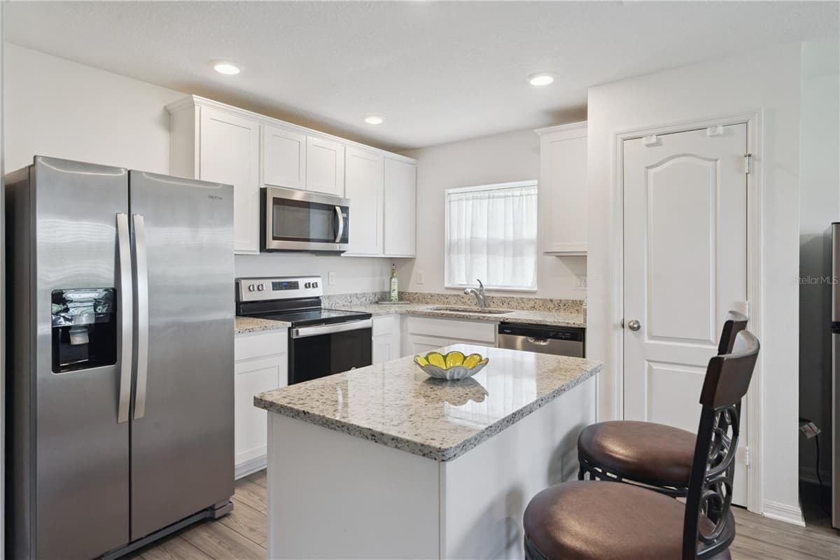 12965 DEL LAGO DRIVE — photo 10 of 34
