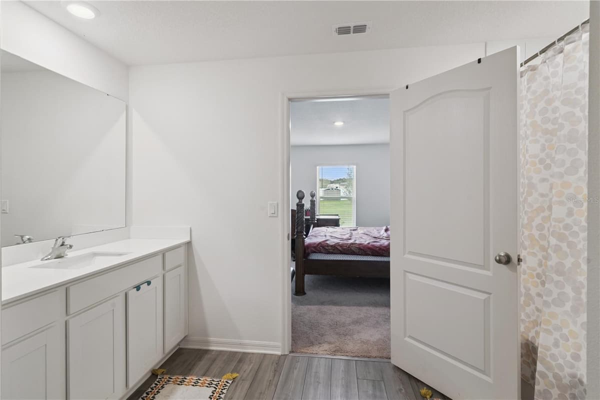 12965 DEL LAGO DRIVE — photo 15 of 34
