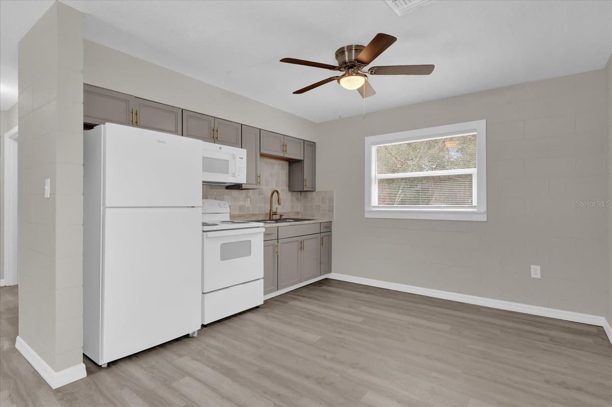 2307 MISPAH AVENUE — photo 8 of 25