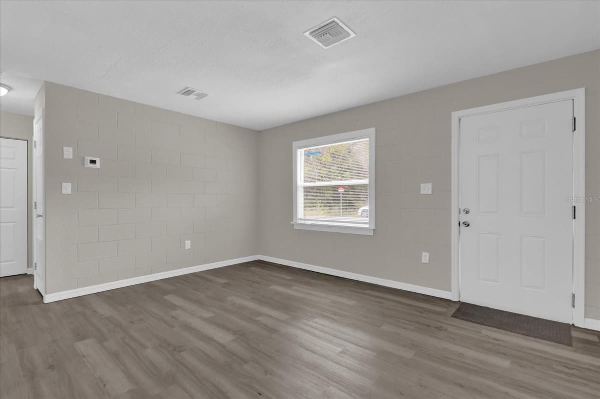2307 MISPAH AVENUE — photo 4 of 25