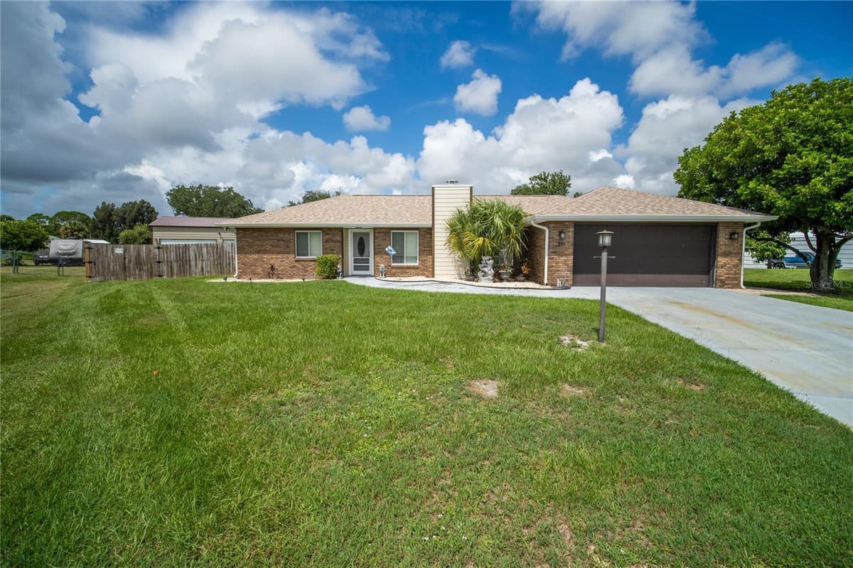 751 VEGA COURT — photo 2 of 25