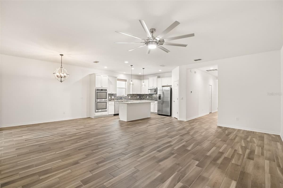 4855 PALMETTO PARK DRIVE — photo 9 of 53