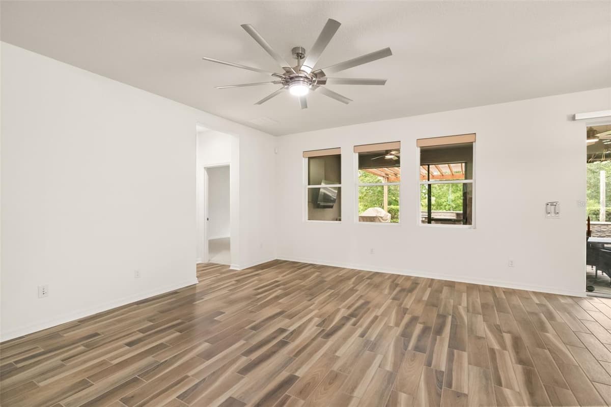 4855 PALMETTO PARK DRIVE — photo 8 of 53