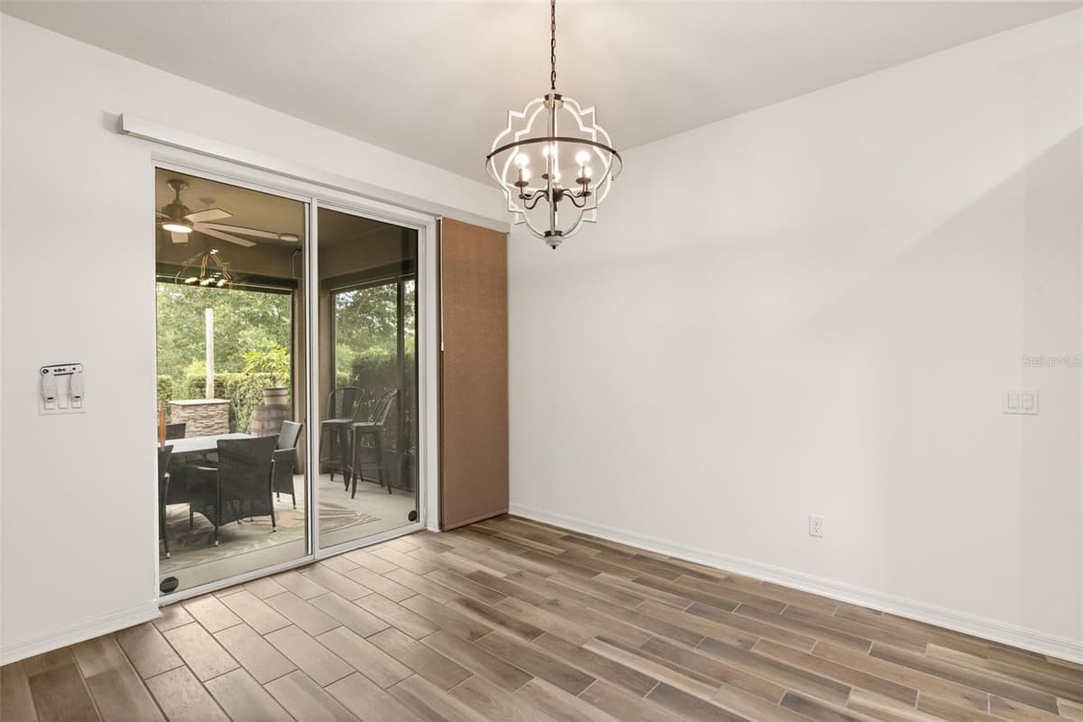 4855 PALMETTO PARK DRIVE — photo 10 of 53