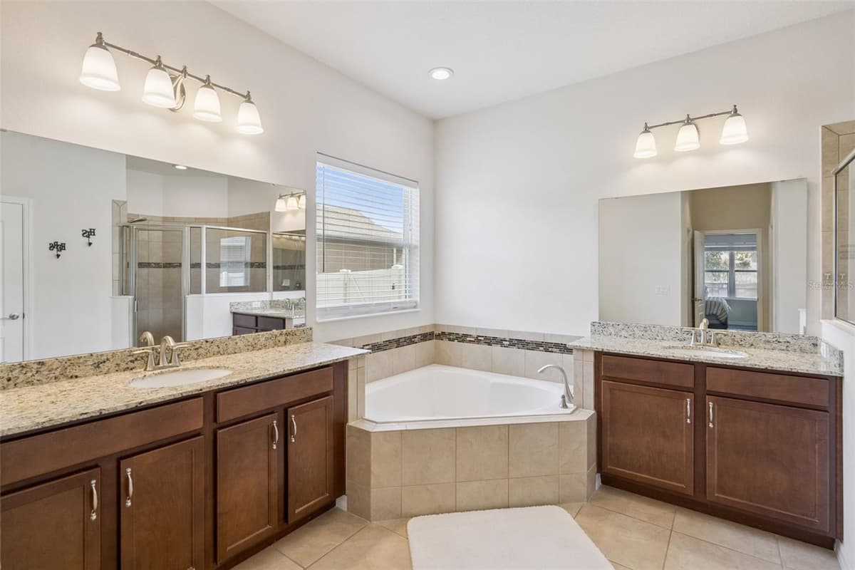 12604 HAMMOCK POINTE CIRCLE — photo 15 of 41