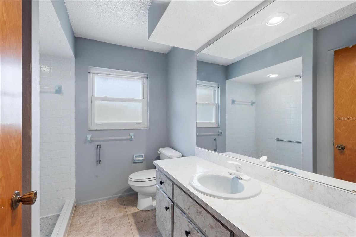 7067 NATALIE STREET — photo 21 of 32