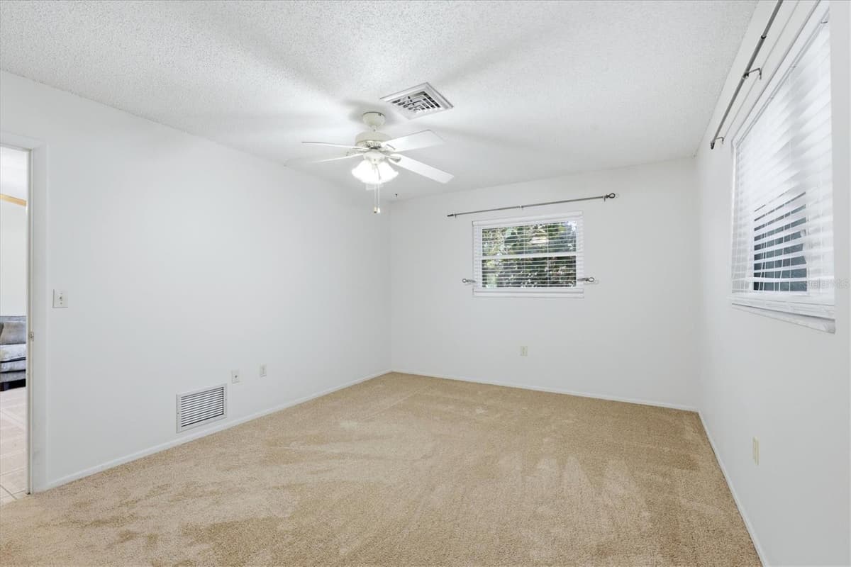 7067 NATALIE STREET — photo 20 of 32