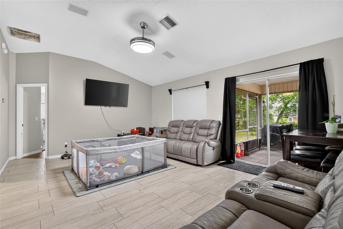 1780 FINLAND DRIVE — photo 6 of 27