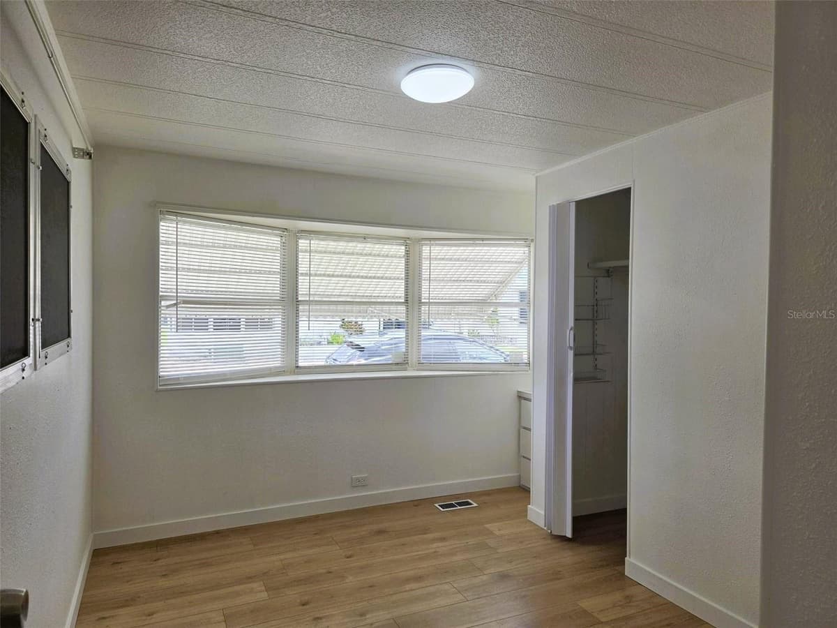 3415 SPANISH OAK TERRACE — photo 17 of 21