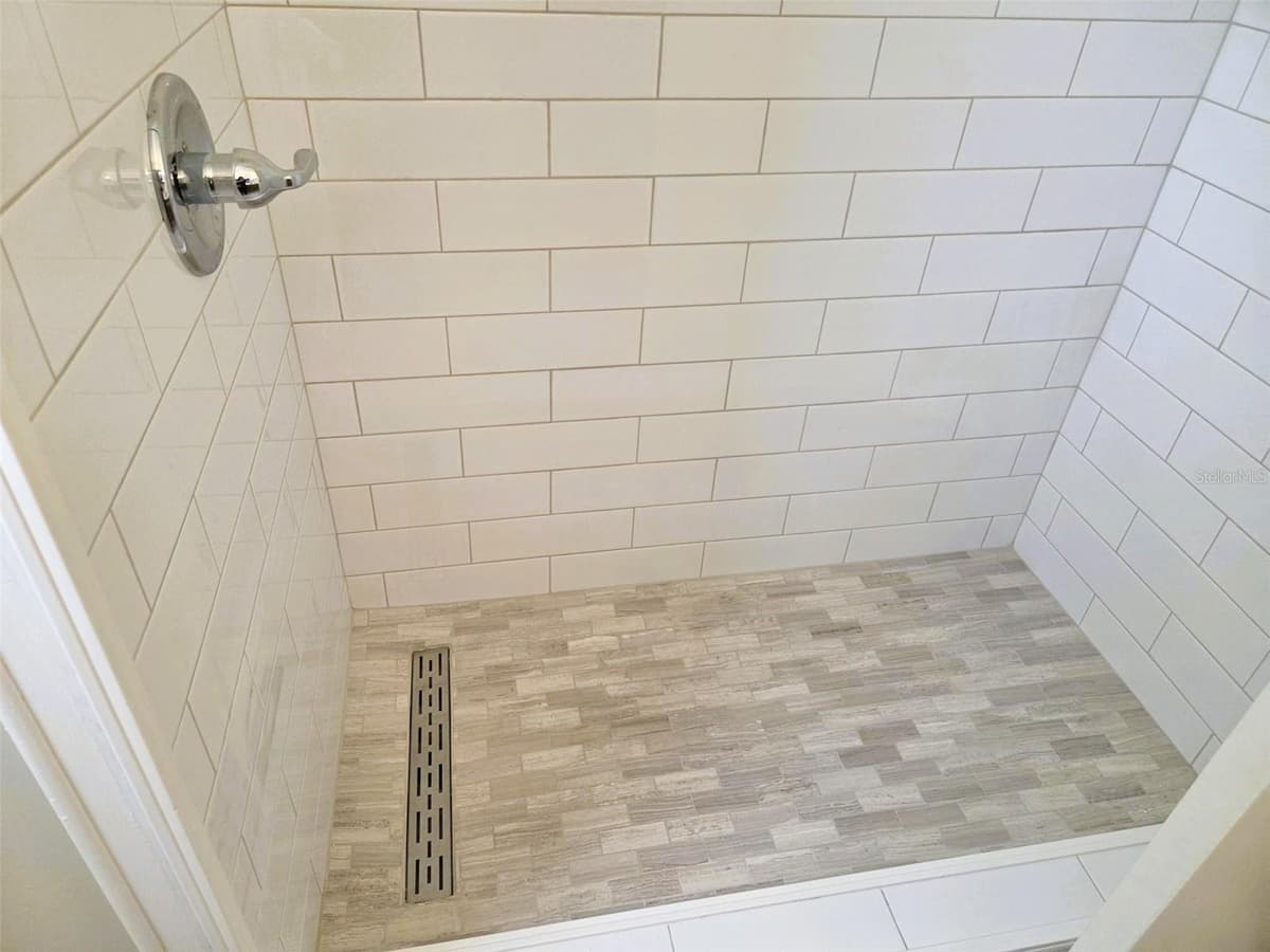 3415 SPANISH OAK TERRACE — photo 16 of 21