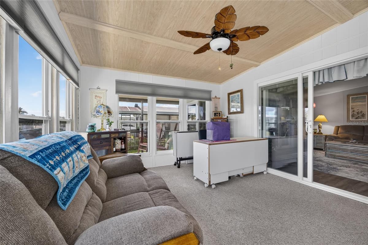 503 LA PLAYA CIRCLE — photo 15 of 37