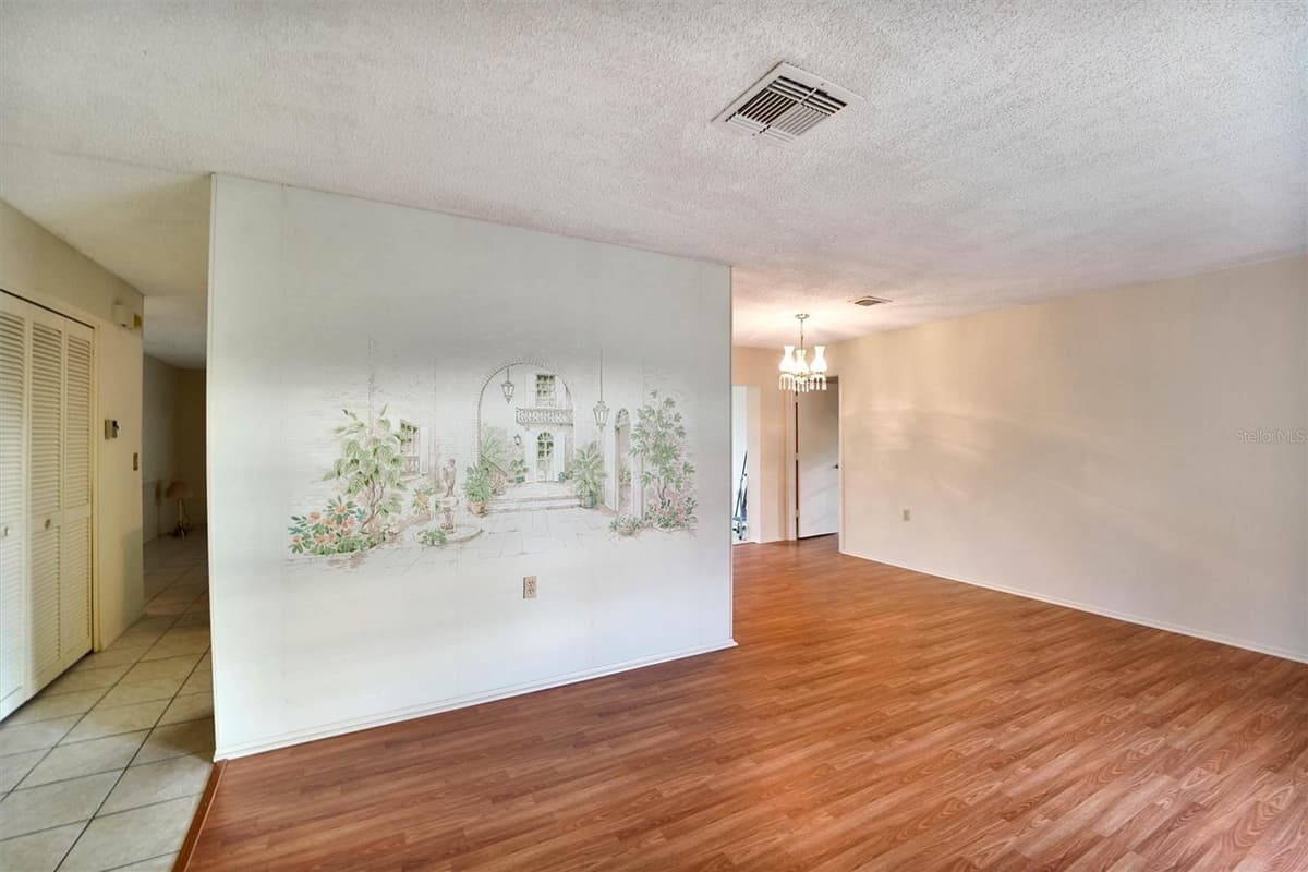 10550 CALICO LOOP — photo 4 of 28