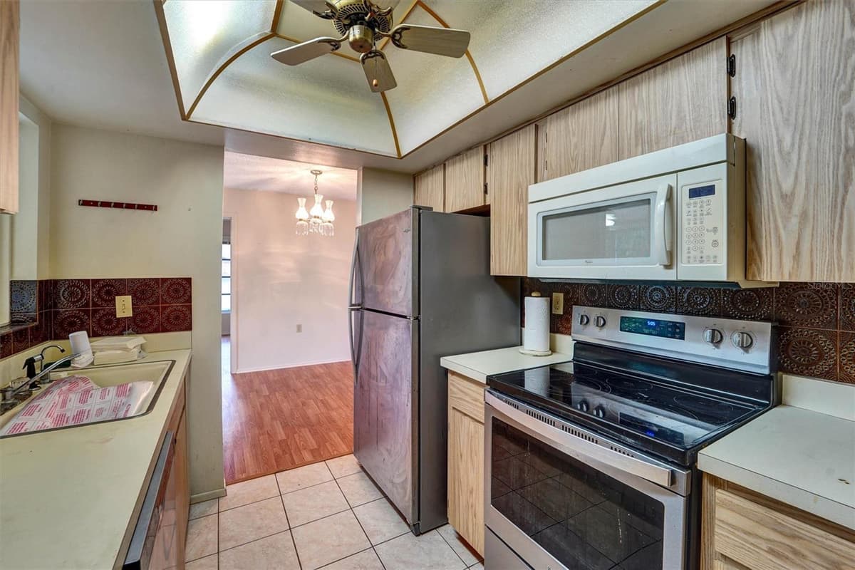 10550 CALICO LOOP — photo 19 of 28