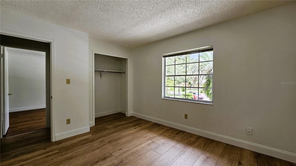 410 BROADVIEW AVENUE — photo 24 of 45