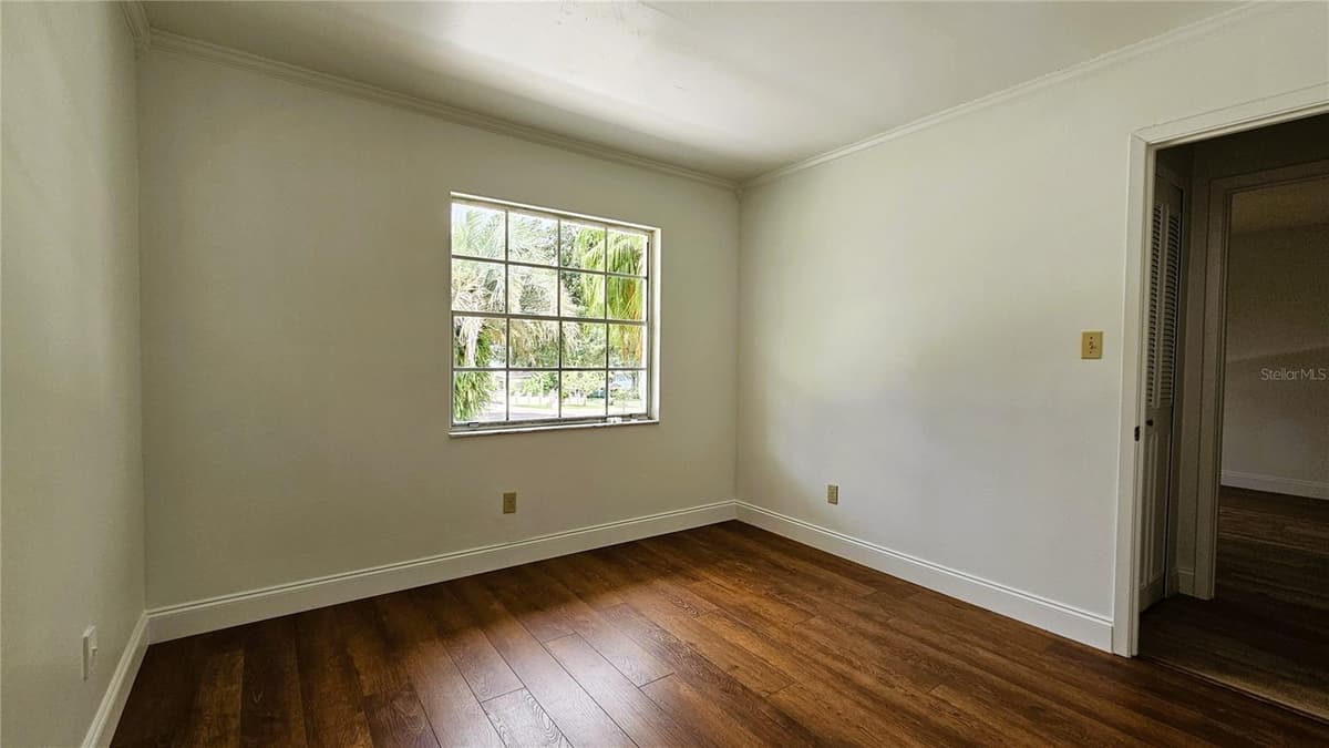 410 BROADVIEW AVENUE — photo 25 of 45