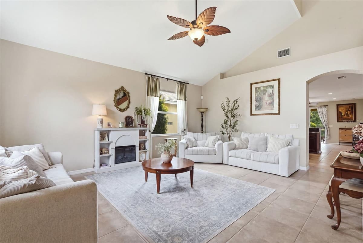3565 MALAGROTTA CIRCLE — photo 10 of 54