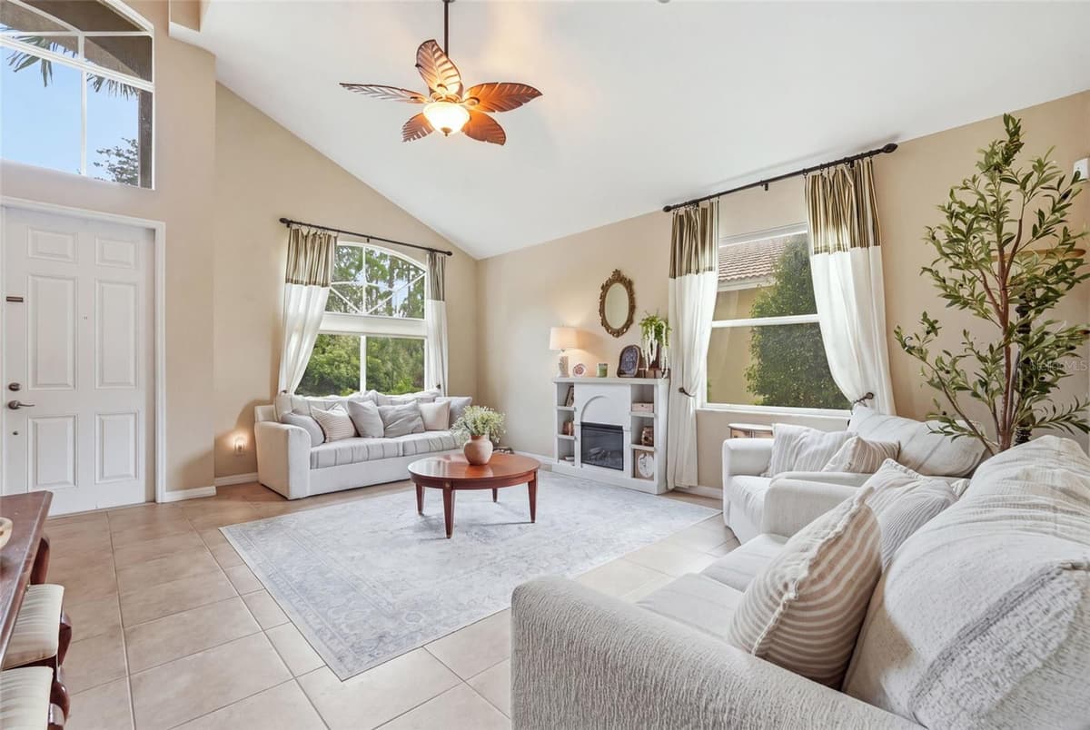 3565 MALAGROTTA CIRCLE — photo 11 of 54
