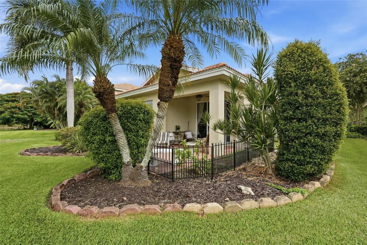3565 MALAGROTTA CIRCLE — photo 35 of 54