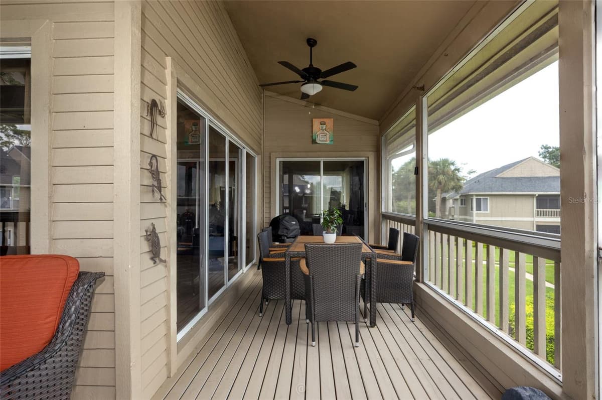 11 MAGNOLIA DRIVE — photo 19 of 32