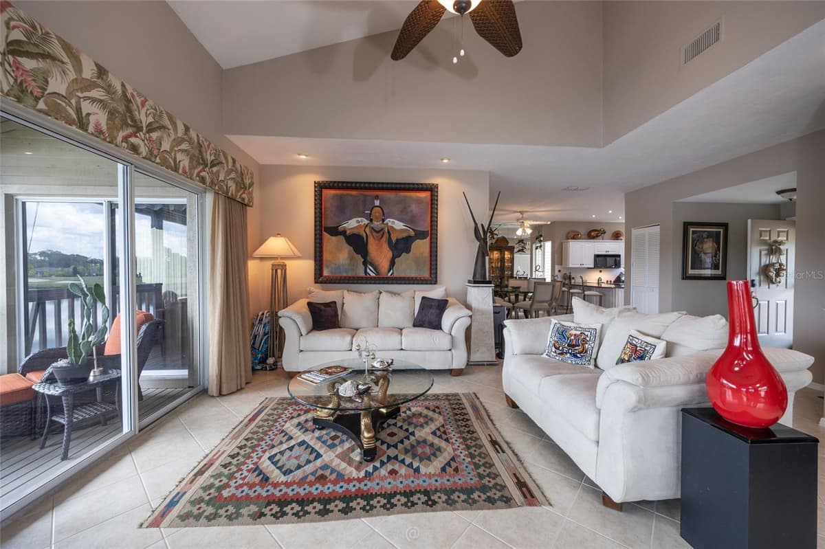 11 MAGNOLIA DRIVE — photo 5 of 32