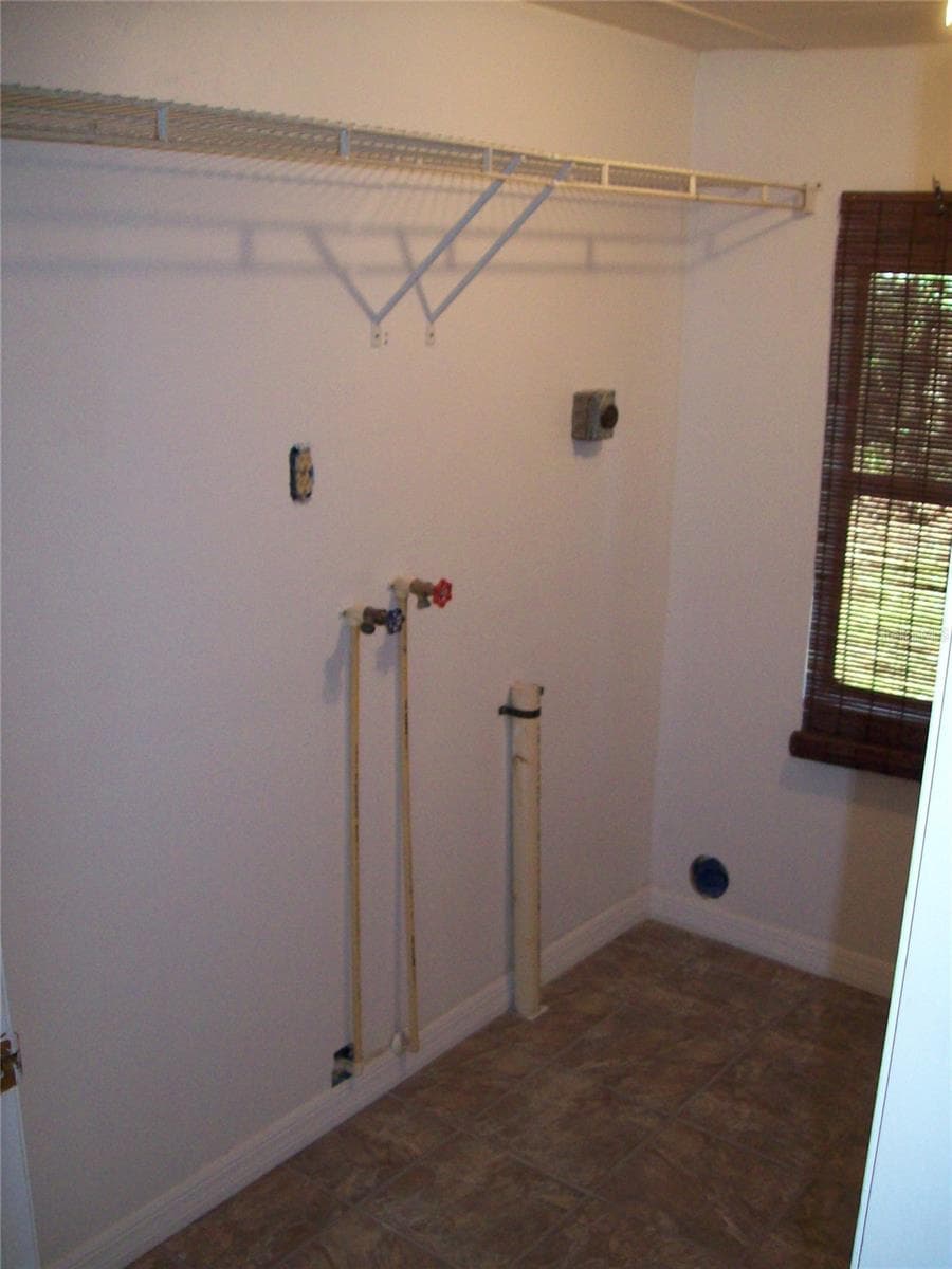 6382 BAKER ROAD — photo 16 of 19