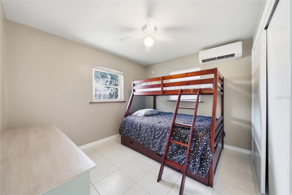 1403 GARDEN AVENUE — photo 33 of 48