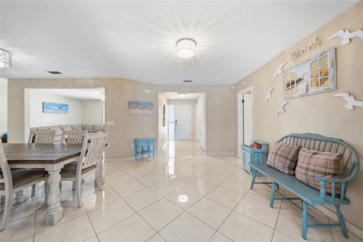 1403 GARDEN AVENUE — photo 9 of 48