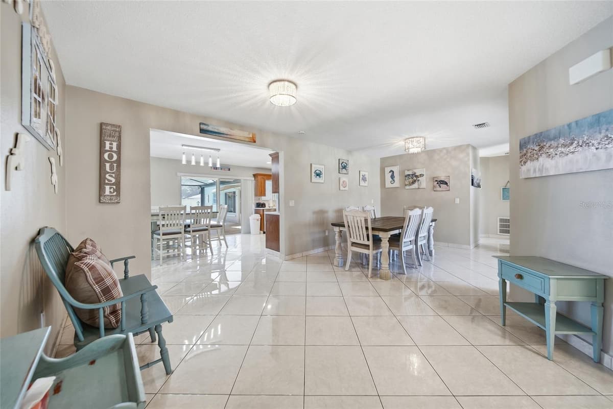 1403 GARDEN AVENUE — photo 10 of 48