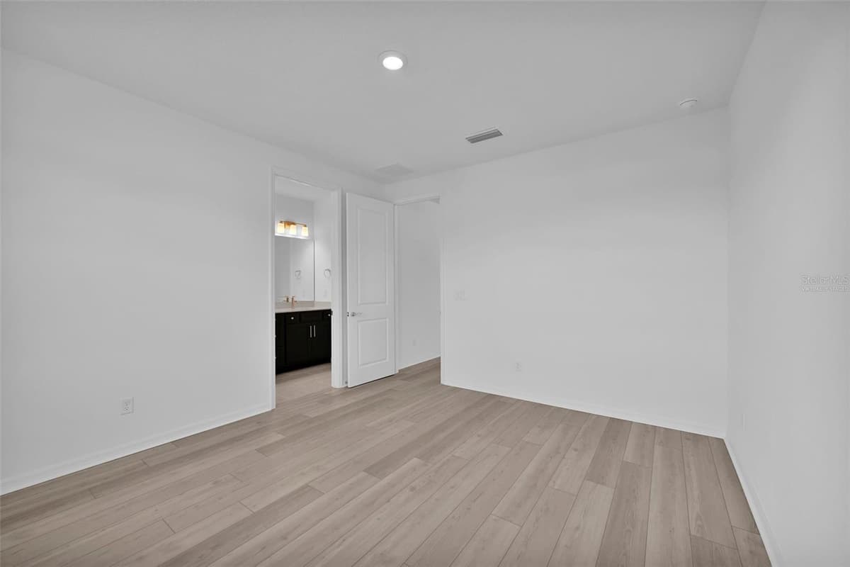 343 FISHTAIL PLACE — photo 16 of 29