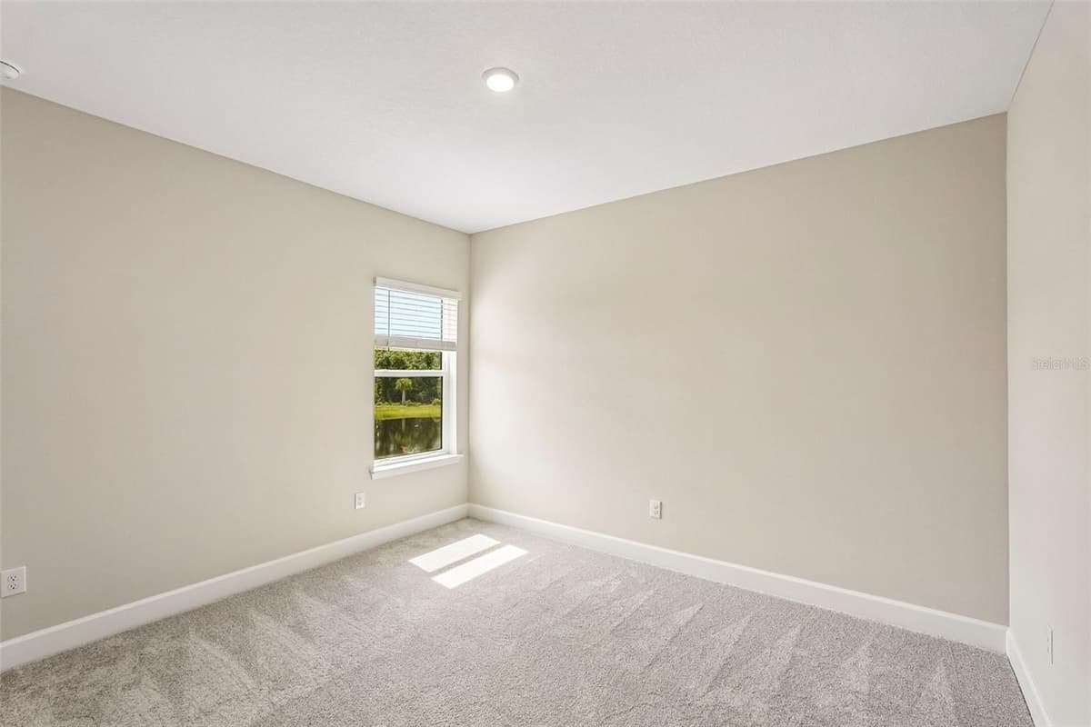 7028 FOXBORO WAY — photo 35 of 47