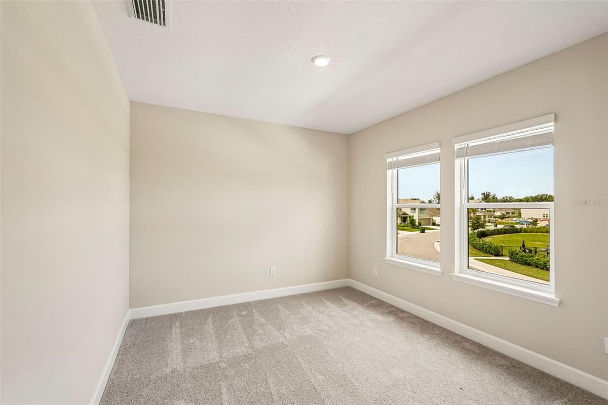 7028 FOXBORO WAY — photo 32 of 47