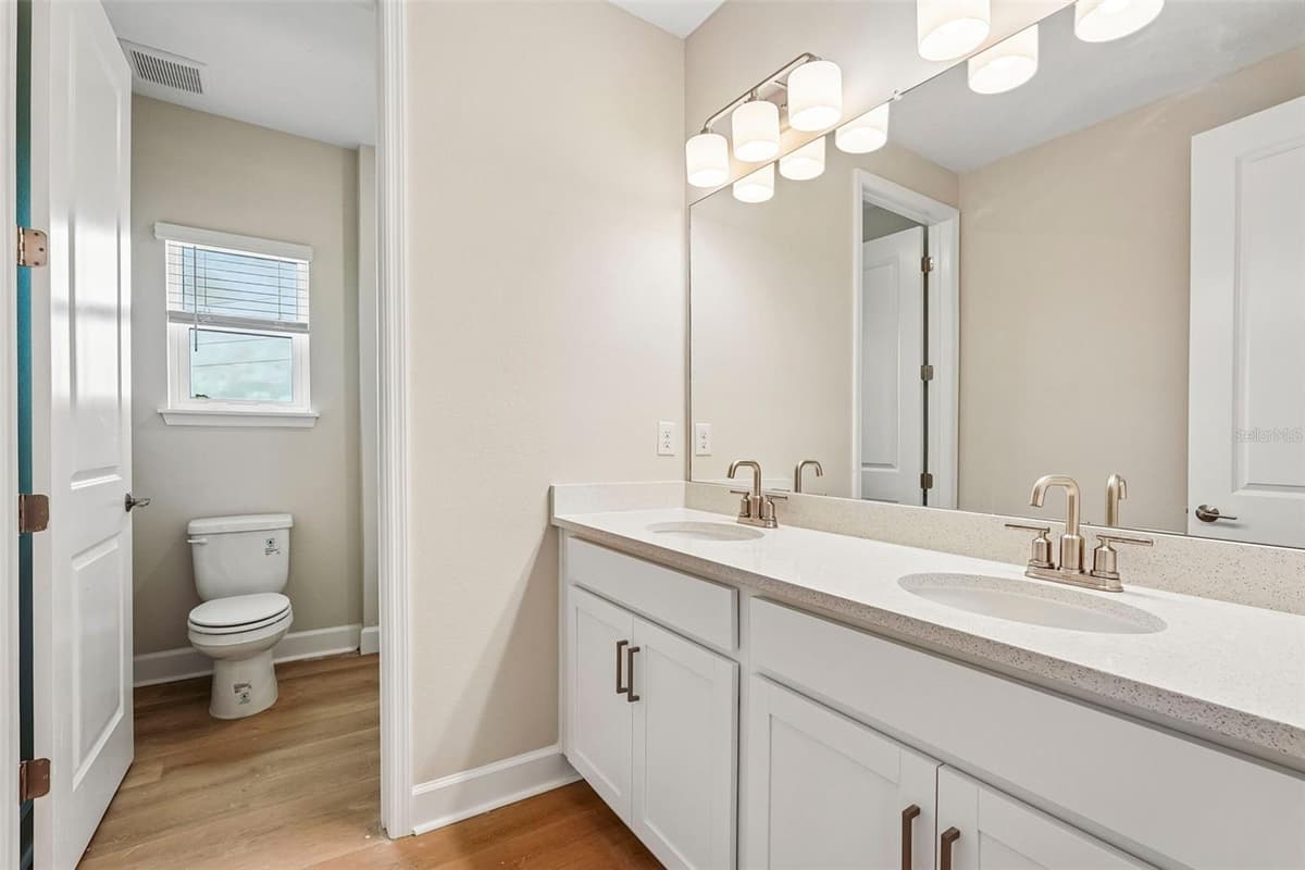 7028 FOXBORO WAY — photo 30 of 47