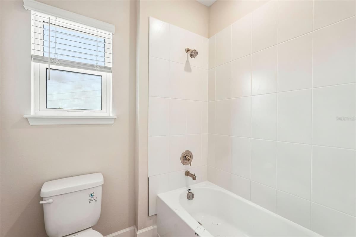 7028 FOXBORO WAY — photo 31 of 47