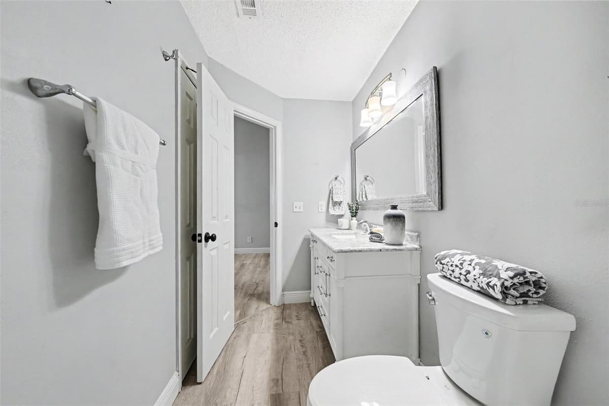 610 COLORADO PLACE — photo 10 of 27