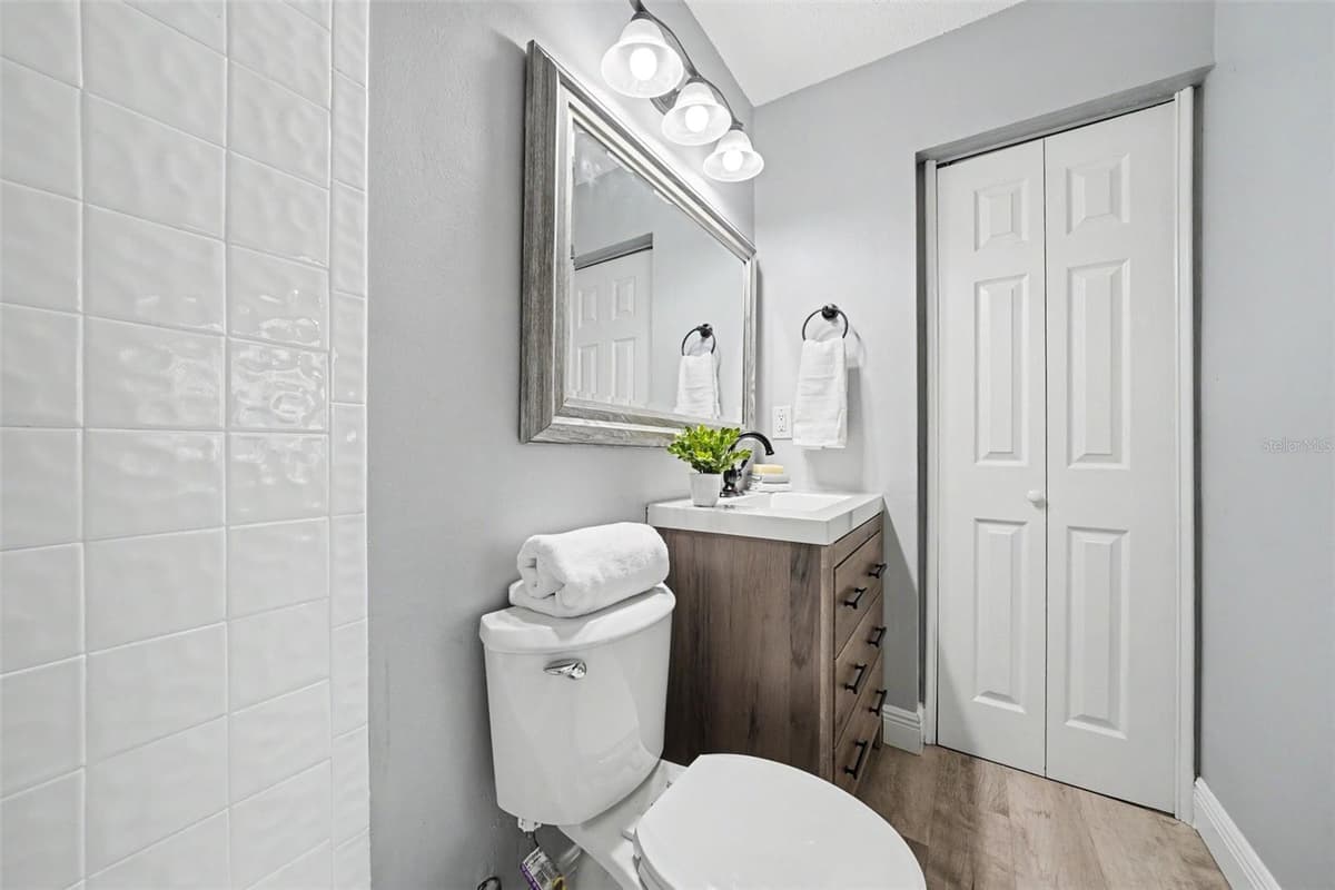 610 COLORADO PLACE — photo 19 of 27