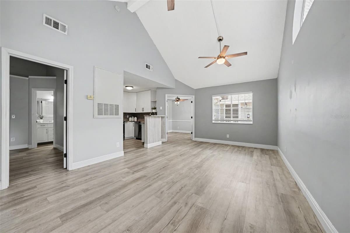 610 COLORADO PLACE — photo 7 of 27