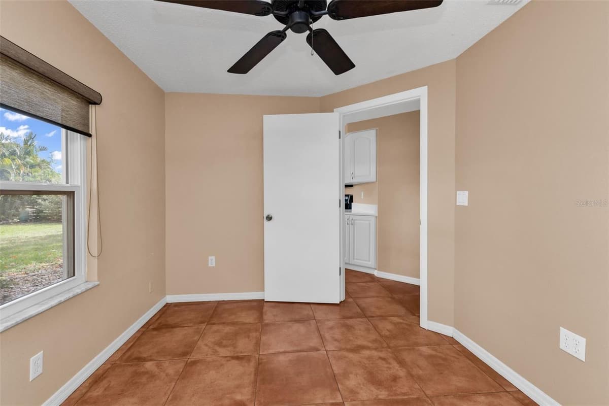 1238 WATERSIDE LANE — photo 8 of 48