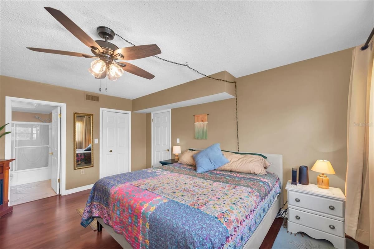 6363 GULF WINDS DRIVE — photo 18 of 38