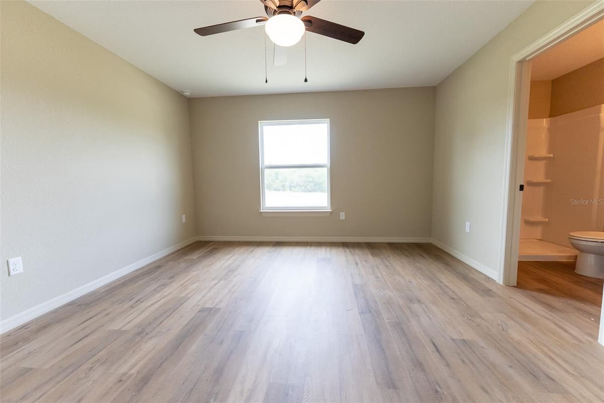 22737 MARINE BOULEVARD — photo 10 of 42