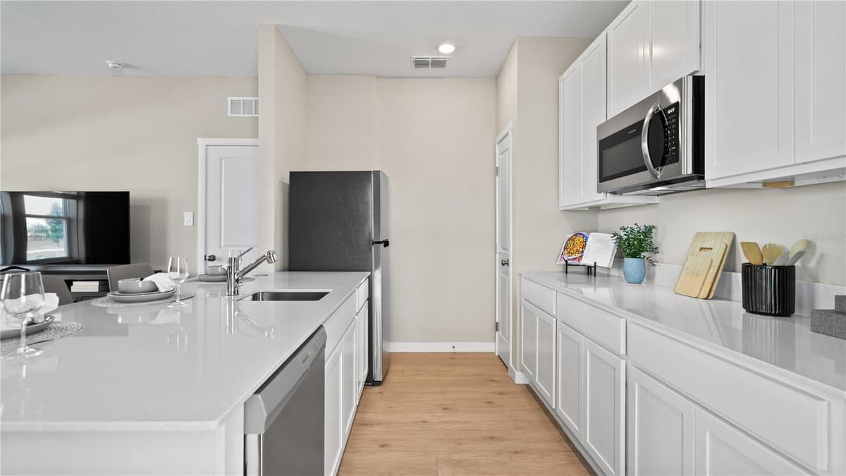 890 TUNDRA LOOP — photo 7 of 24