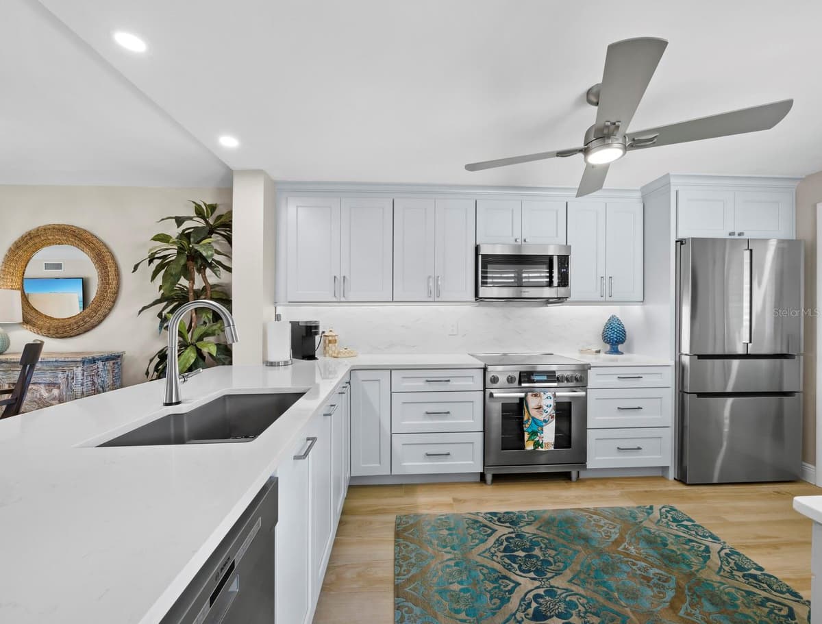 448 GULF OF MEXICO DRIVE — photo 18 of 63