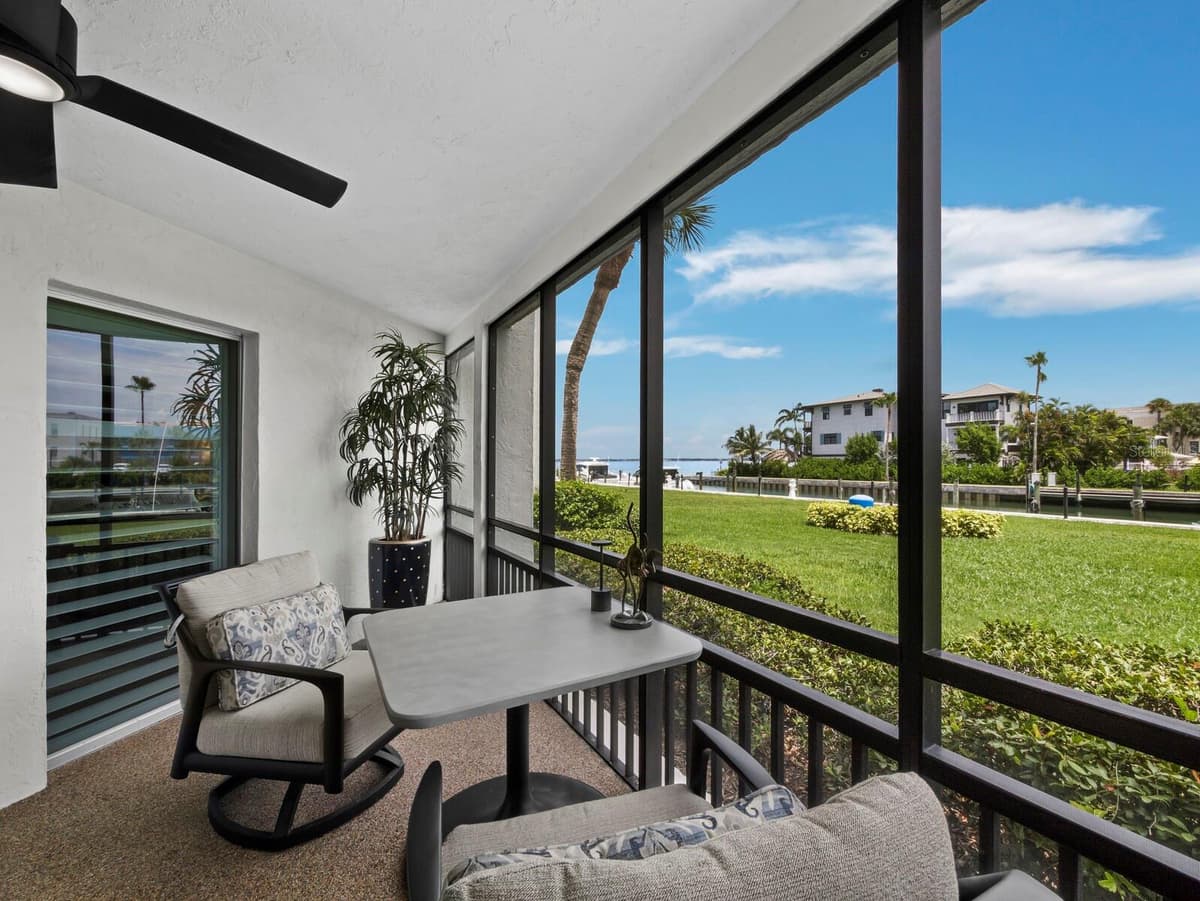 448 GULF OF MEXICO DRIVE — photo 11 of 63