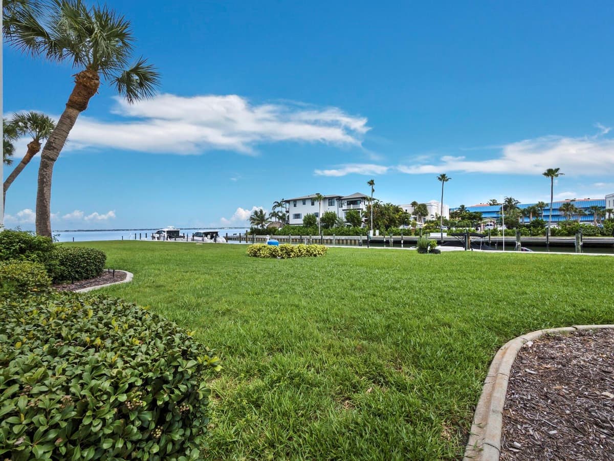 448 GULF OF MEXICO DRIVE — photo 32 of 63
