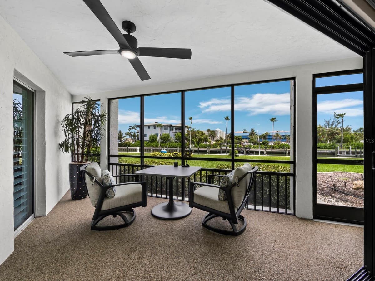 448 GULF OF MEXICO DRIVE — photo 10 of 63