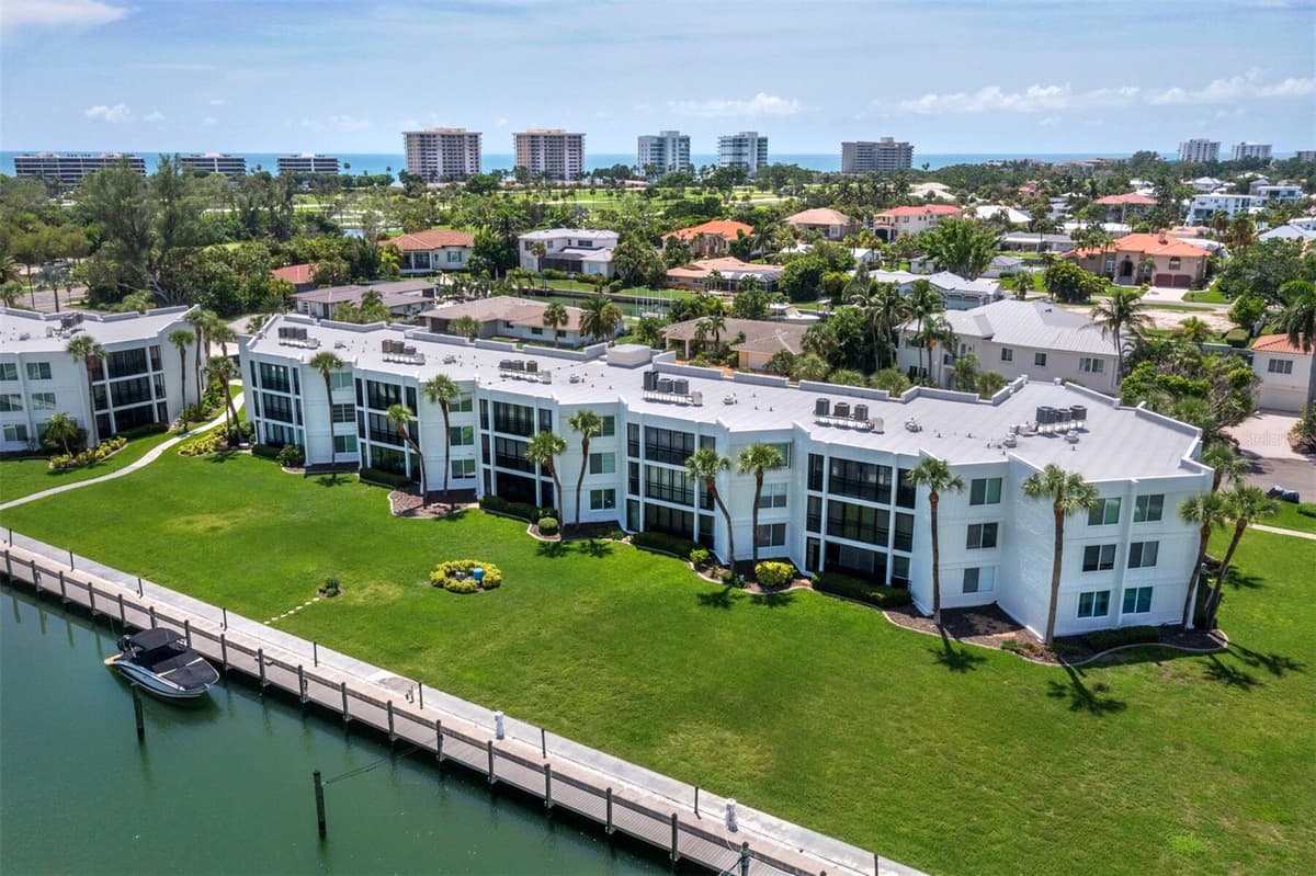448 GULF OF MEXICO DRIVE — photo 61 of 63